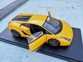 Lamborghini Gallardo 1:18 AutoArt - 2