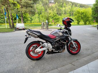 SUZUKI GSR 600 ,,YOSHIMURA LIMITED EDITION,, 9/2008 - 2