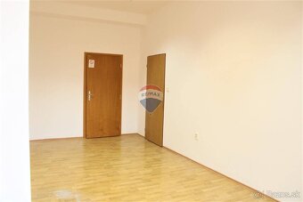 Prenájom, kancelársky priestor, Spišská Nová Ves, Ul. Stará - 2