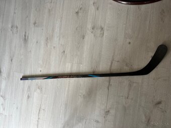 🏒Predám hokejku Bauer Nexus Tracer Intermediate🏒 - 2