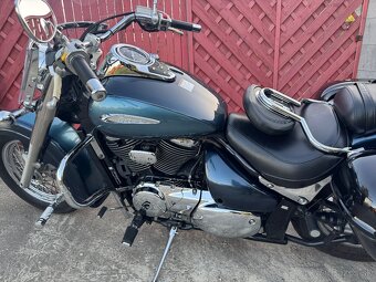 Suzuki Intruder VL 800 Volusia - 2