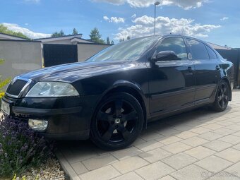 Škoda Octavia - 2