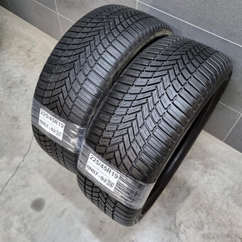 Letné pneumatiky 225/45 R19 BRIDGESTONE DOT2319/18 - 2