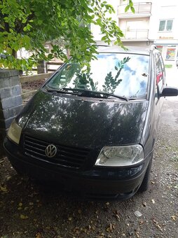 REZERVOVANÉ Predám Volkswagen Sharan - 2