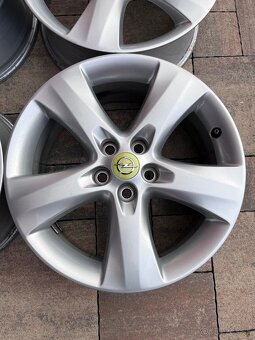 Original hliníkové disky Opel R17, 5x105 - 2