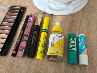 predám balík kozmetiky- používaná, spolu za 9UR - 2