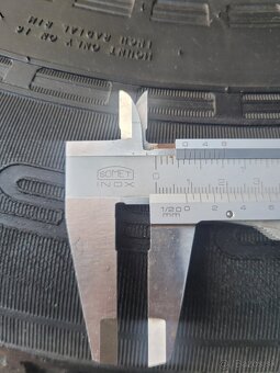 Nokian 265/75R16 - 2