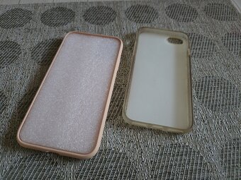 Predám kryty na iPhone 11 a iPhone 8 - 2