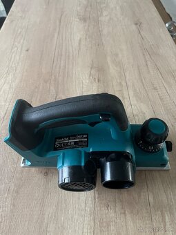 Predám aku hoblík Makita DKP180 – spoľahlivé náradie pre die - 2
