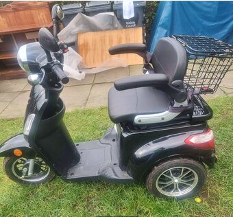 Predám elektricky invalidný vozik - 2