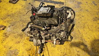 Peugeot 207 1.6hdi motor + diely - 2