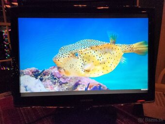TV Samsung T240HD 24" - 2