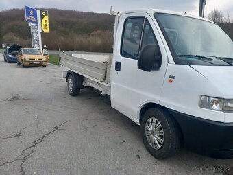 Zdravím ponúkam na predaj valník  2.8 Dizel - 2