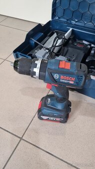 aku vrtačka /skrutkovač BOSCH GSB 18V-60 C - 2
