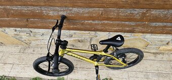 Bicykel rascal 16 palcov zlatý - 2