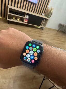 Predám Apple Watch 4 - 44mm - 2