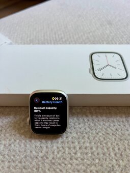 Apple Watch S7 – 41mm Starlight + krabica + nabíjačka - 2
