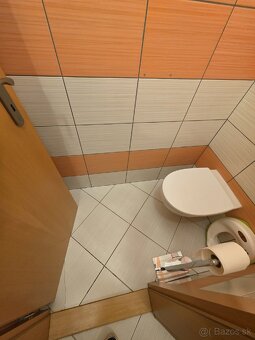 🔧 HĽADÁME OBKLADAČA NA REKONŠTRUKCIU KÚPEĽNE – DONOVALY 🛁 - 2
