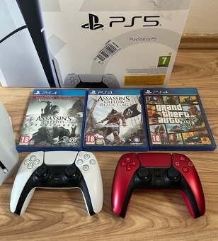 PlayStation 5 (PS5) Slim + 2x ovládače - 2