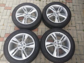 Audi Q3, A3, Škoda, Seat, Volkswagen 5x112 r19 - 2
