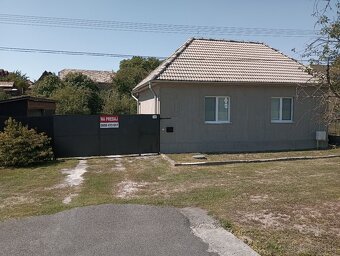 Predám dom v obci Hontianske Tesáre. - 2