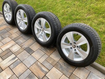 Zimná sada org ŠKODA 5x112 6,5J ET40 215/60 R16 - 2