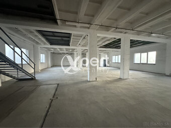 NA PRENÁJOM: Skladová hala s nákladným výťahom - 2