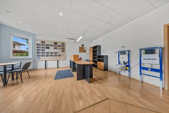 REZERVOVANÉ - RD (OBJEKT) V ATRAKTÍVNEJ LOKALITE SO SKLADOM - 2