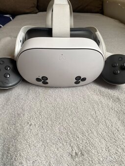 Predám Meta Quest 3s – skvelá voľba pre hranie, filmy a virt - 2