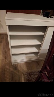 Predám na mieru stavanú komodu s úložným priestorom - 2