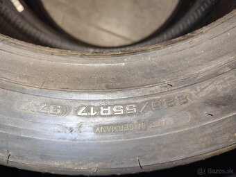 Dunlop 225 55 R17 - 2
