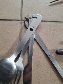 Predám vojenské veci pre vojakov. - 2