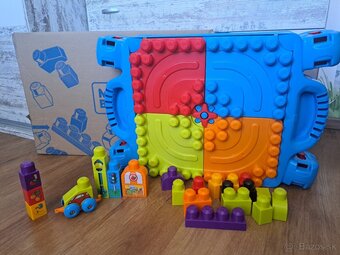 Mega bloks stolík - 2
