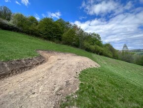 ZĽAVA obci Mýtna - 6919 m2 s možnosťou rozparcelovania - 2