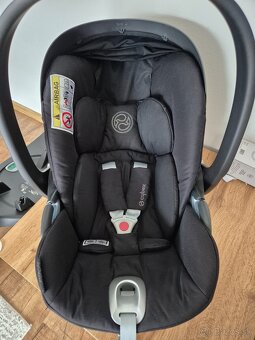 Cybex cloud Z i-size čierna - 2