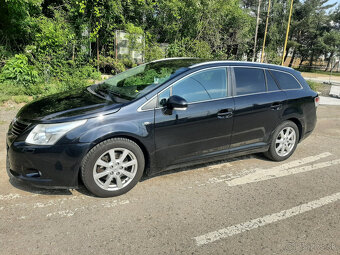 Toyota Avensis - 2