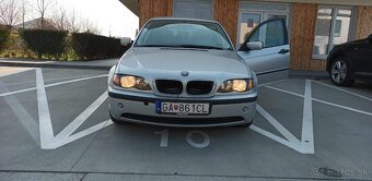 BMW 318i Touring - 2