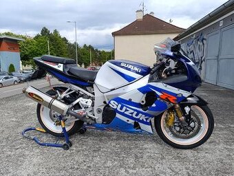 Suzuki gsxr 1000 K1 2001 118kw (160koní) M6 Top Stav - 2