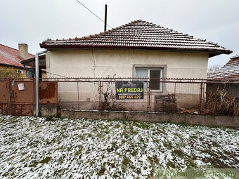 Znížená cena Rodinný dom na veľkom pozemku v Nesvadoch, l - 2