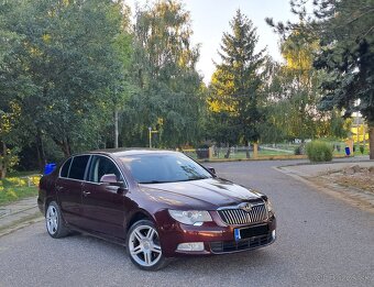 Škoda Superb - 2