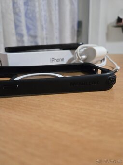 Phone 15 Pro – 256 GB – TOP STAV – 100% batéria - 2