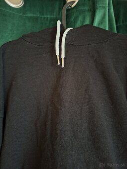 Čierna crop-top mikina s kapucňou, Clockhouse, S - 2