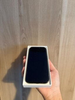 iPhone 15 Čierny - 2