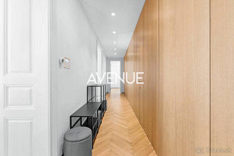 AVENUE I PRENAJOM Elegantný 5 izbový dom v Starom meste, Bra - 2