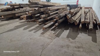 Staré drevo / hranoly / guľatiny - 2