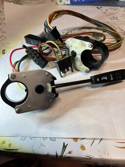 Prepínač smeroviek Škoda 120…… - 2