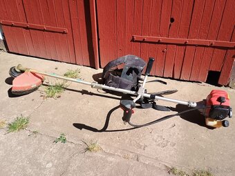 Krovinorez HECHT 1235 BTS - 2