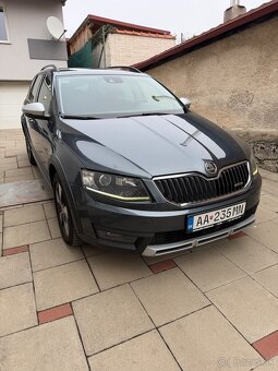 Škoda Octavia Scout - 2