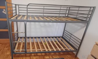 Kovová poschodová posteľ - 2