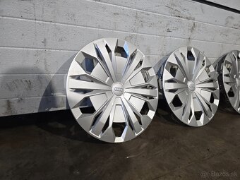 Puklice AUDI 17" R17 - 2